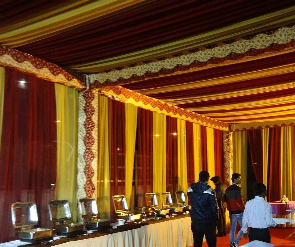 Tulip Inn West Delhi Neu-Delhi