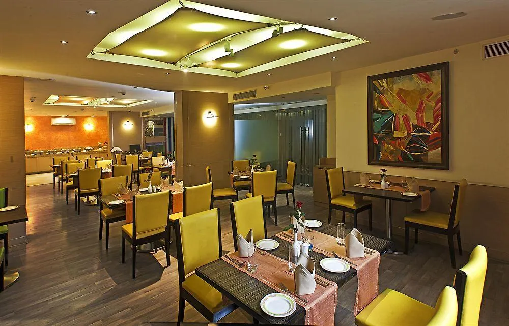 Tulip Inn West Delhi Neu-Delhi 3*,
