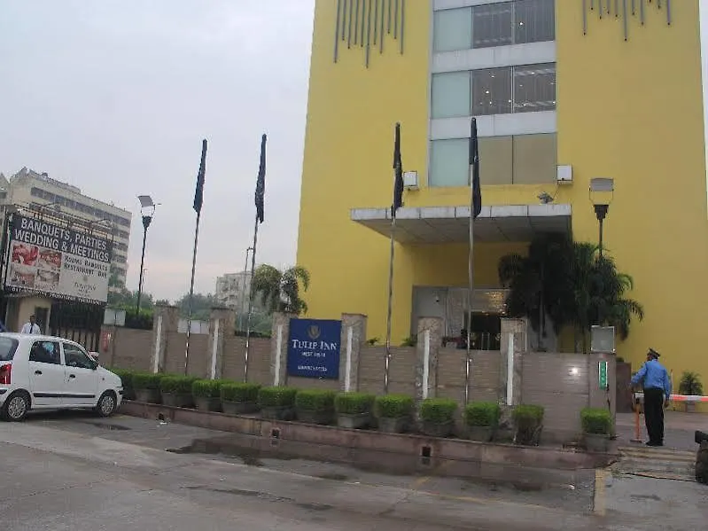 Tulip Inn West Delhi New Delhi Hotell